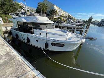 30' Beneteau 2019 Yacht For Sale